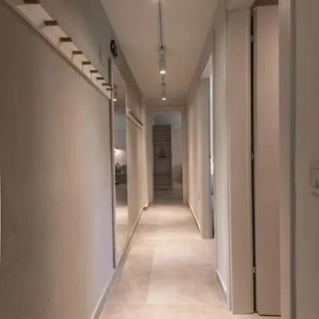 Arelia Beachfront Garden View 아파트 페프코초리